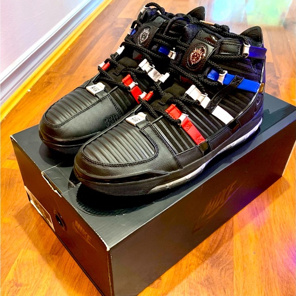 Nike Lebron 3 - Black University Red 2022 - Picture 1 of 3